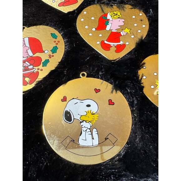 Vintage PEANUTS Christmas Ornament Brass1950 to 1965 Round Heart Shape - Picture 6 of 14